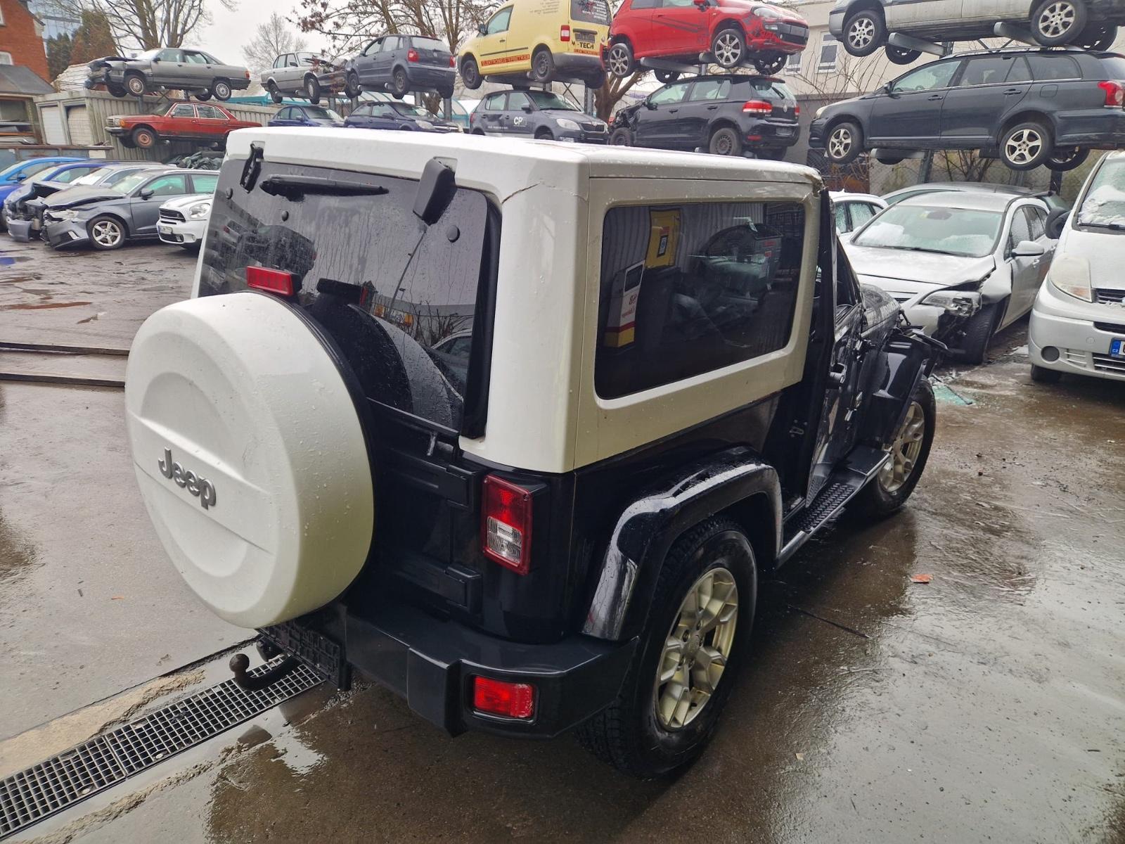 Jeep Wrangler Unlimited Sahara,Euro6,unter 20tkm,usw.