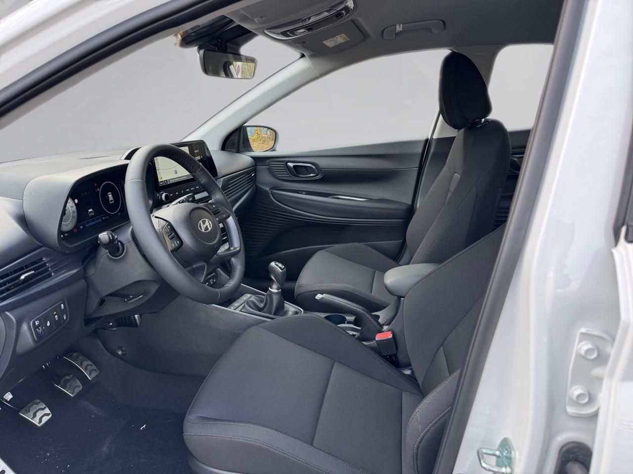 Fahrzeugabbildung Hyundai BAYON Trend, Komfortpaket *KLIMAA*CARPLAY*NAVI*4