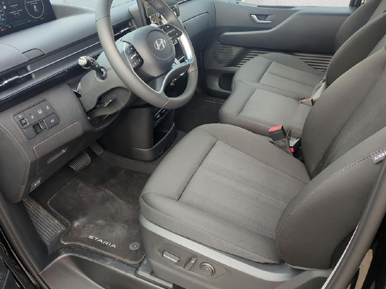 Fahrzeugabbildung Hyundai Staria Trend Hybrid 2WD