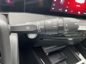 Bild 22 Opel Astra GS NAVI/SHZ+LHZ/PDC vo+hi+360Cam