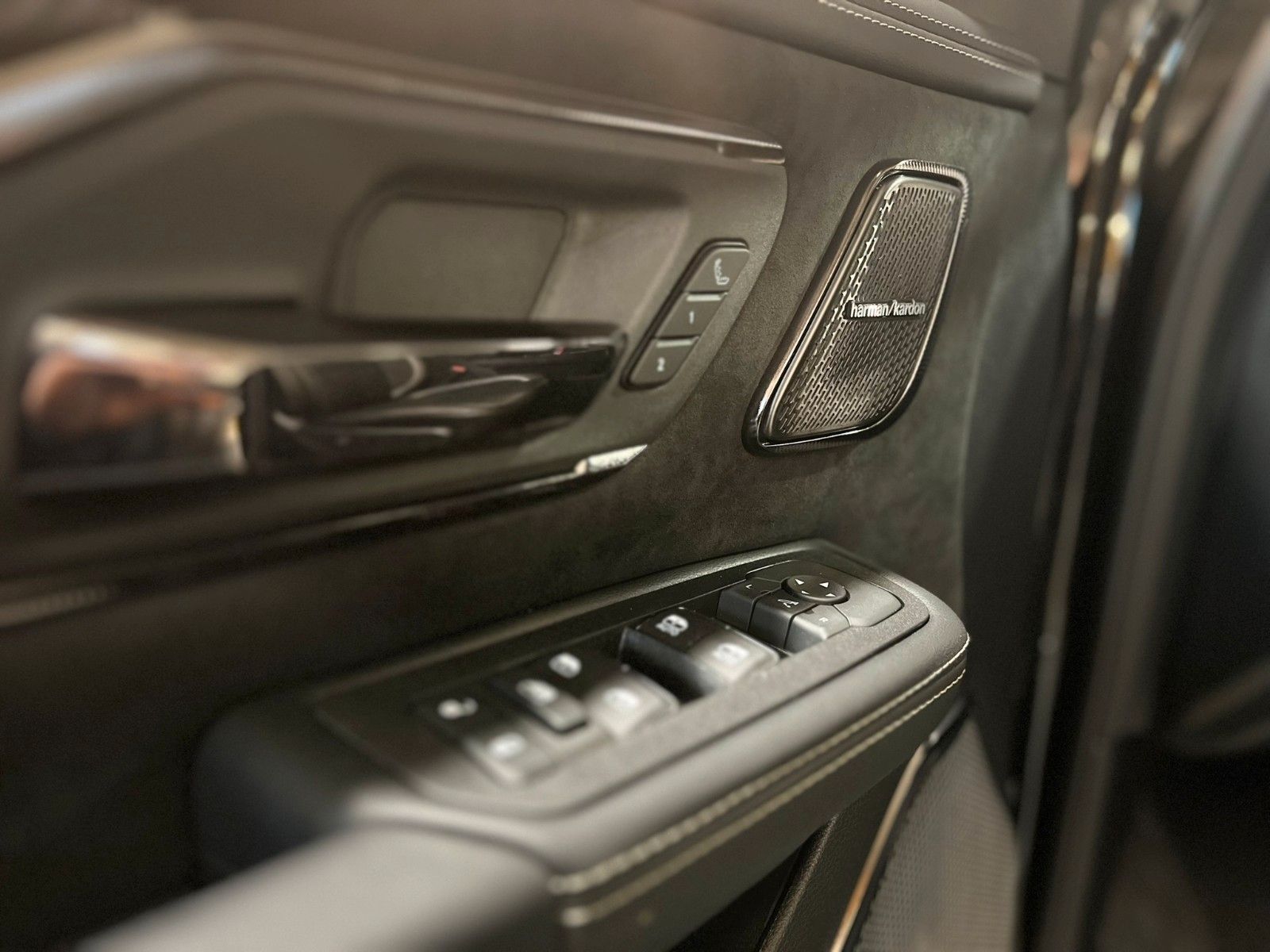 Fahrzeugabbildung Dodge RAM 1500 RHO H/O