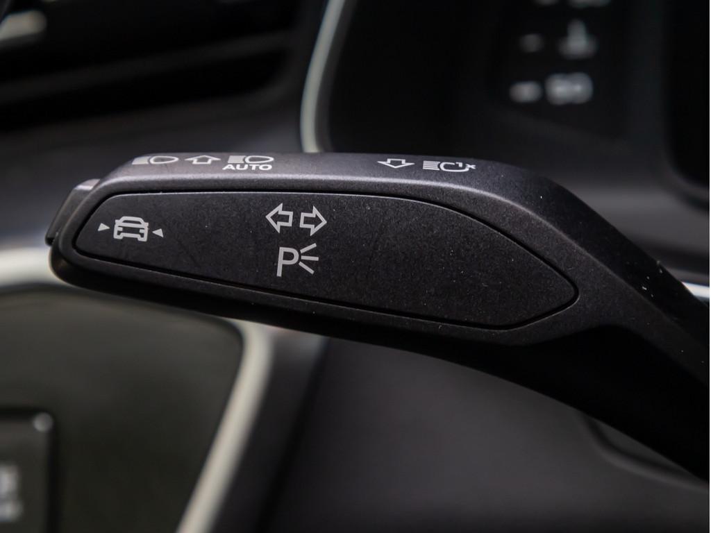 Audi A6 Avant S line 40 TDI S tronic ACC HUD 360° SHZ