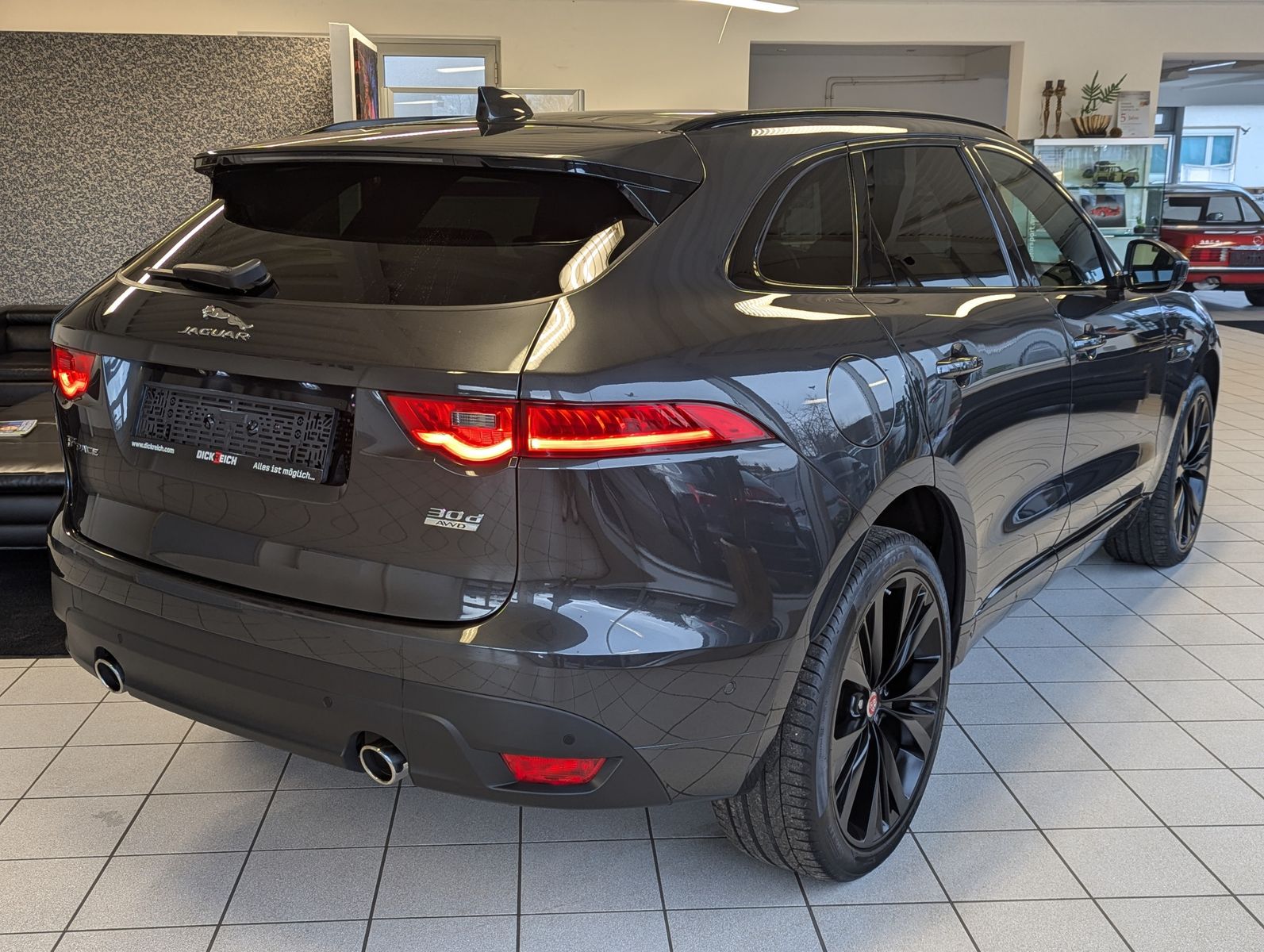 Fahrzeugabbildung Jaguar F-PACE R-Sport AWD Black LED+ PanoACC 22"