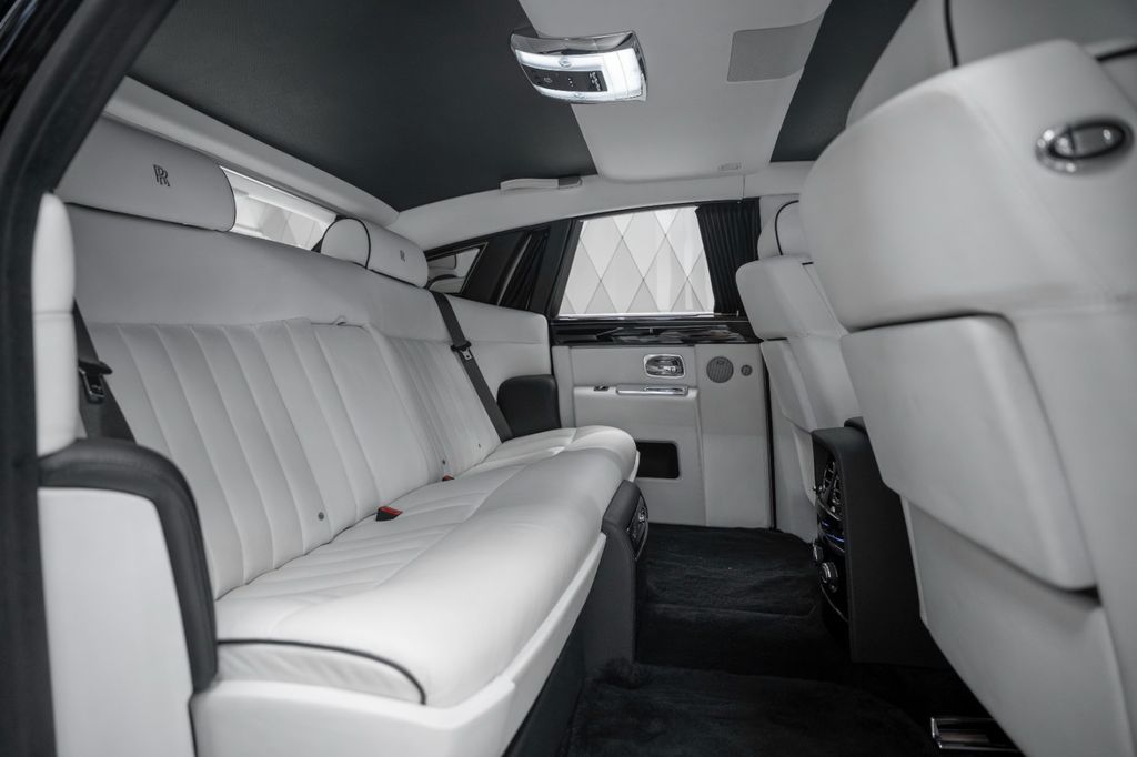 Phantom BLACK/WHITE STARLIGHT TABLES - Bild 17