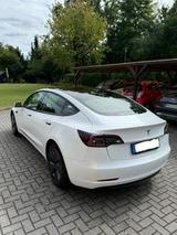 Tesla Model 3 Standard-Reichweite Plus - Hinterrad... - Tesla Gebrauchtwagen in Frankfurt