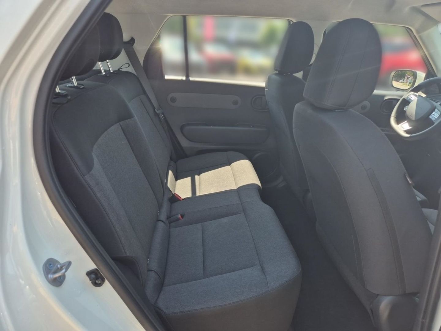 Fahrzeugabbildung Hyundai INSTER Elektro 71 kW FWD Select Navi ACC Apple C