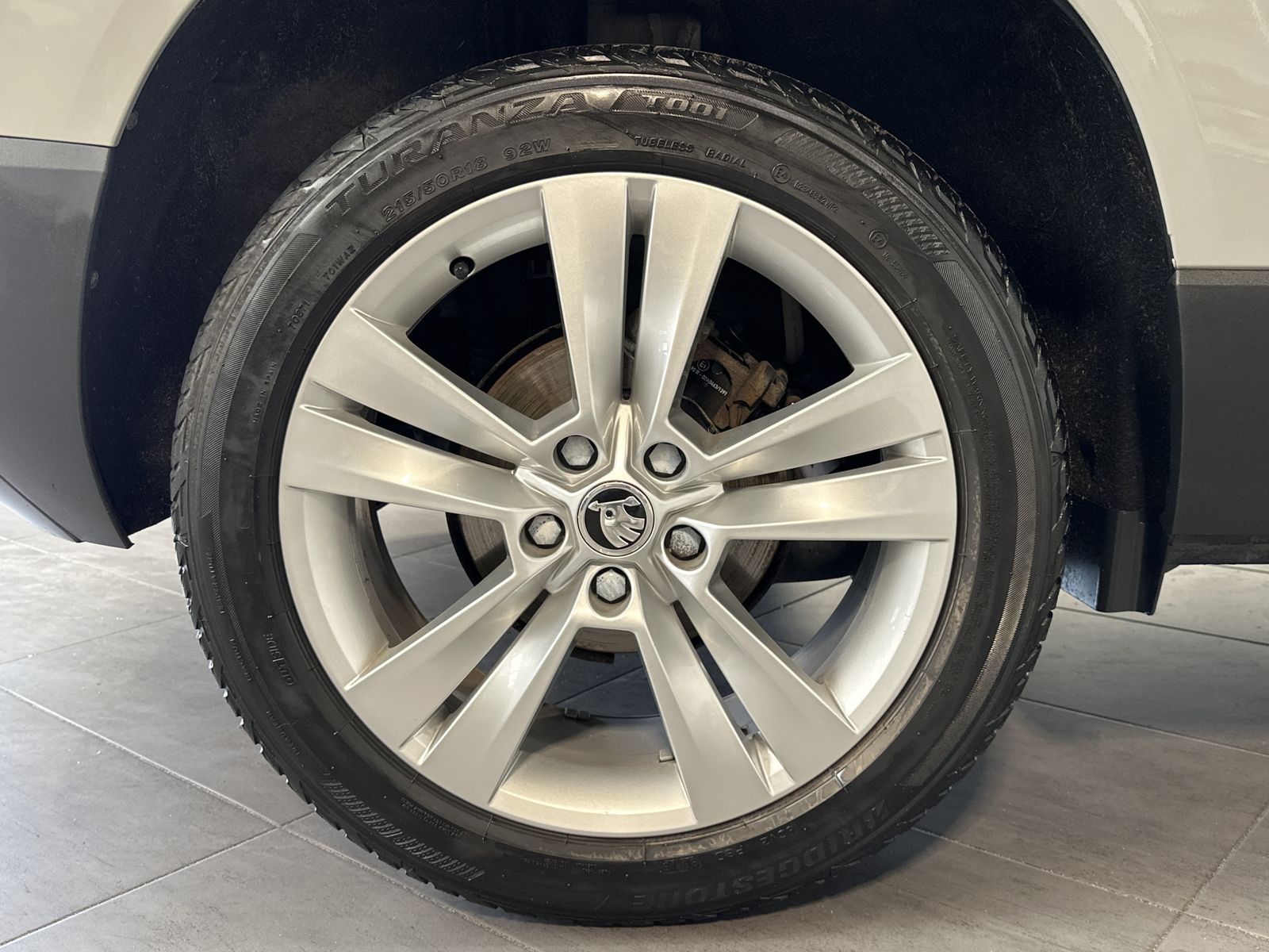 Fahrzeugabbildung SKODA Karoq 2.0 TDI Style SHZ+AHK+CARPLAY+EU6dT+18Zo+2