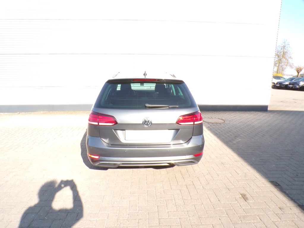 Fahrzeugabbildung Volkswagen Golf VII Variant 1.6 TDI DSG Join Start-Stopp