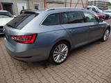 Skoda Superb Combi 2.0 TSI DSG Style Navi AHK - Skoda: Unfallwagen