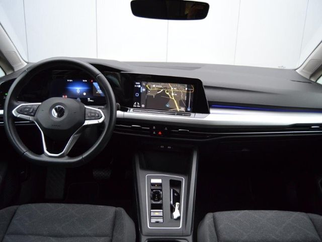 Golf VIII Variant 2.0 TDI 150 PS DSG Life LED/NA