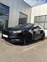 Ford Focus ST MK3 - Ford: Mk3