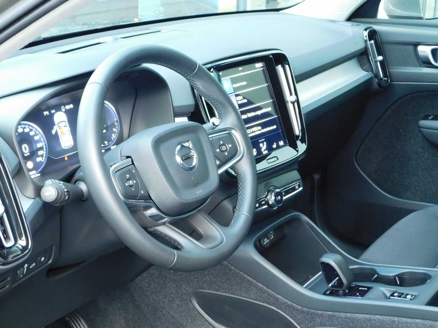 Fahrzeugabbildung Volvo XC40 Plug-In-Hybrid T4 Recharge Inscription Expr