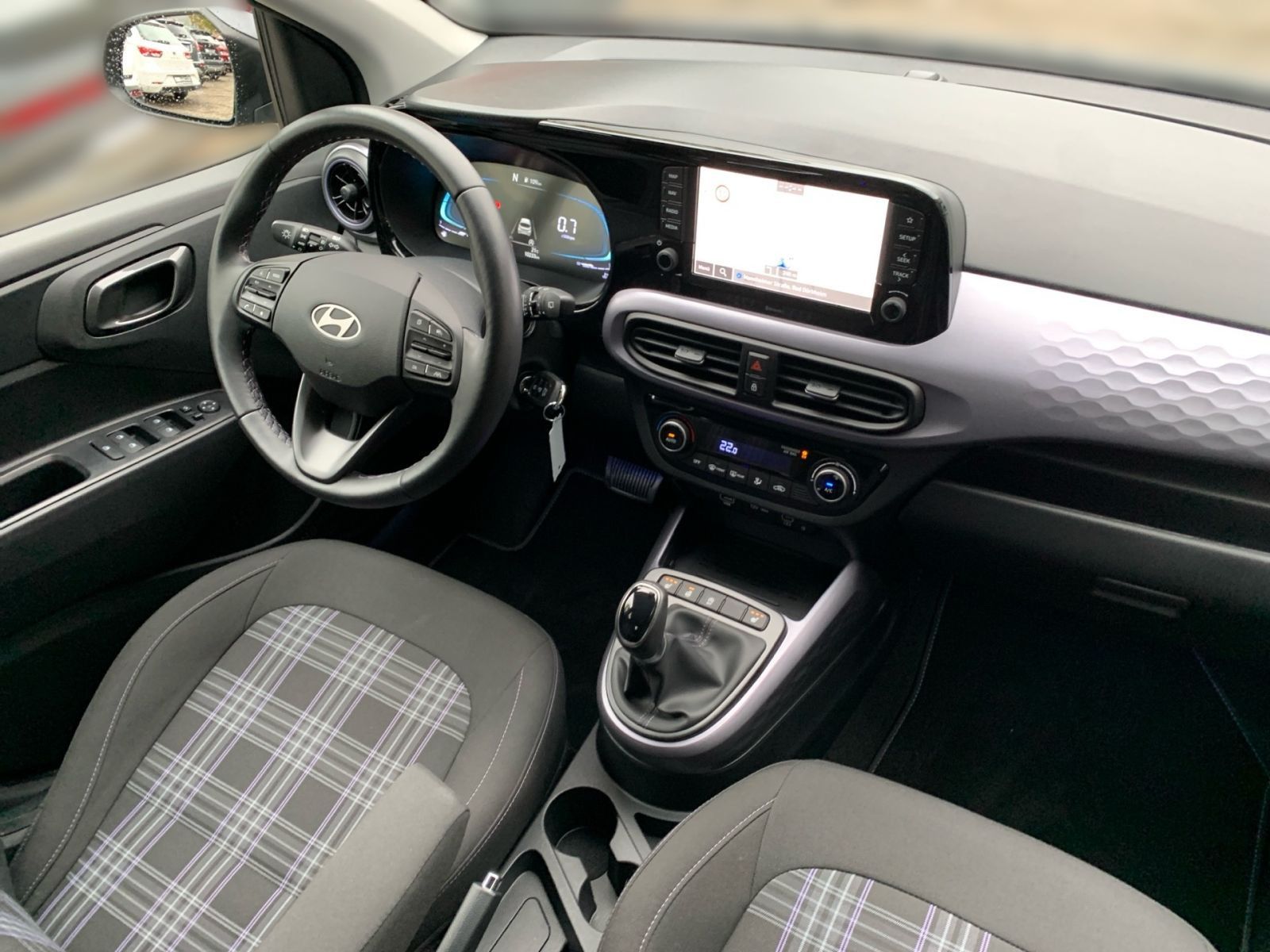 Fahrzeugabbildung Hyundai i10 1.2 Prime Automatik Navi Allwetter