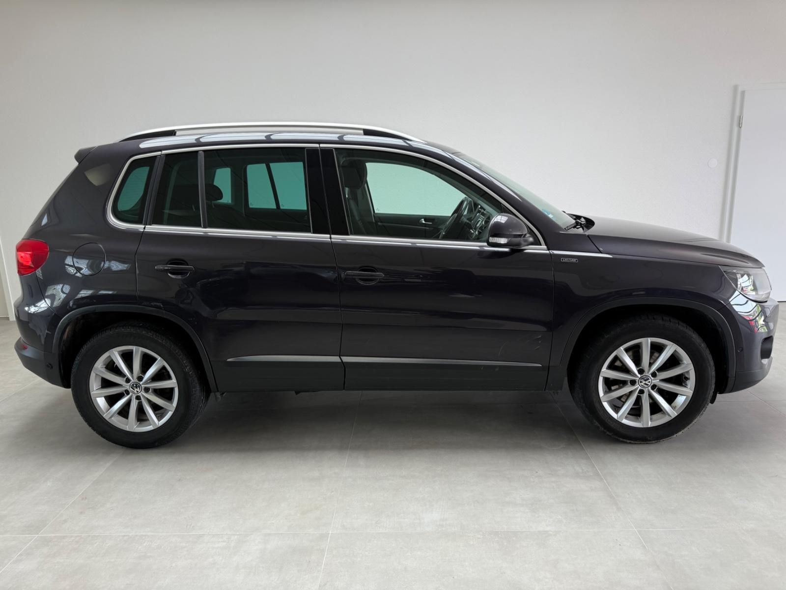 Volkswagen Tiguan Lounge Sport & Style BMT / AHK / KAMERA