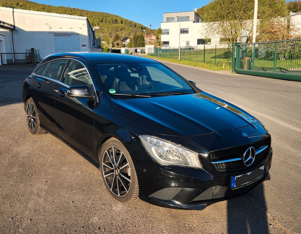 Image of Mercedes-Benz CLA 200 Shooting Brake