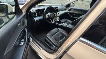 Mercedes E 200 - 3
