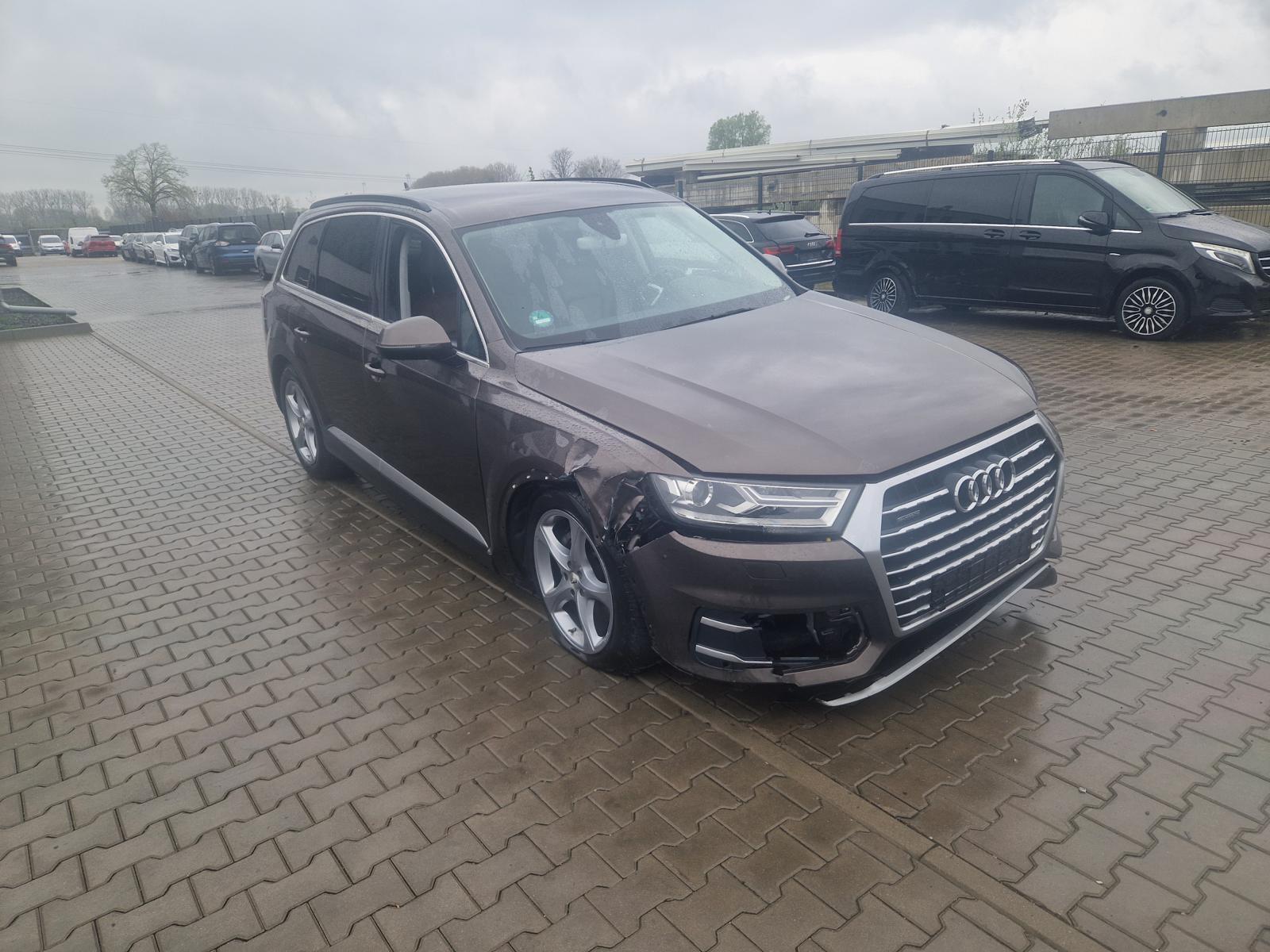 Audi Q7 3.0 V6 24V TDI quattro Metallic