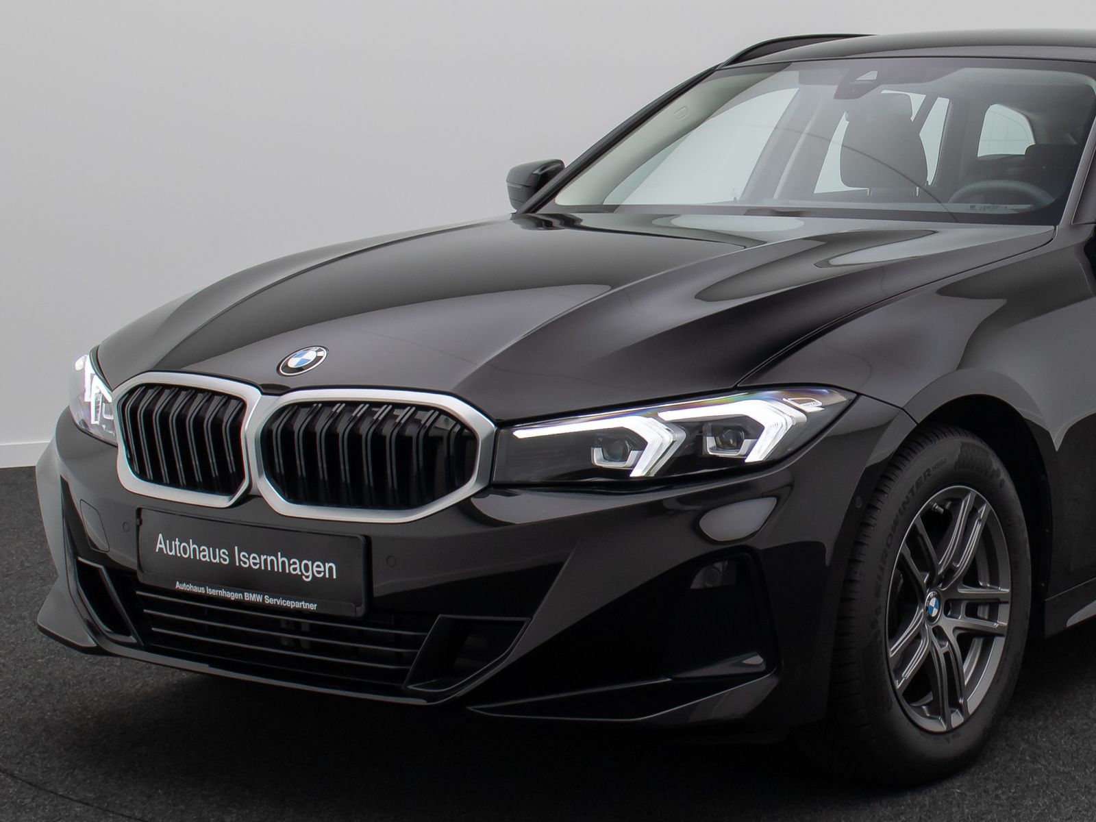 Fahrzeugabbildung BMW 318i Widscreen DAB Alarm Kamera CockpitPlus