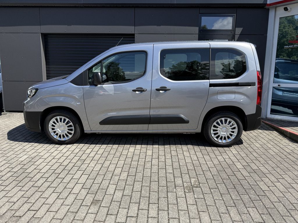 Toyota Proace City Verso 1.2 L1 Comfort imagem 3