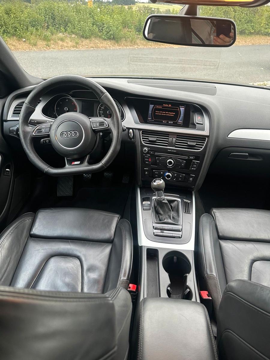 Audi A4 2012 — photo 12