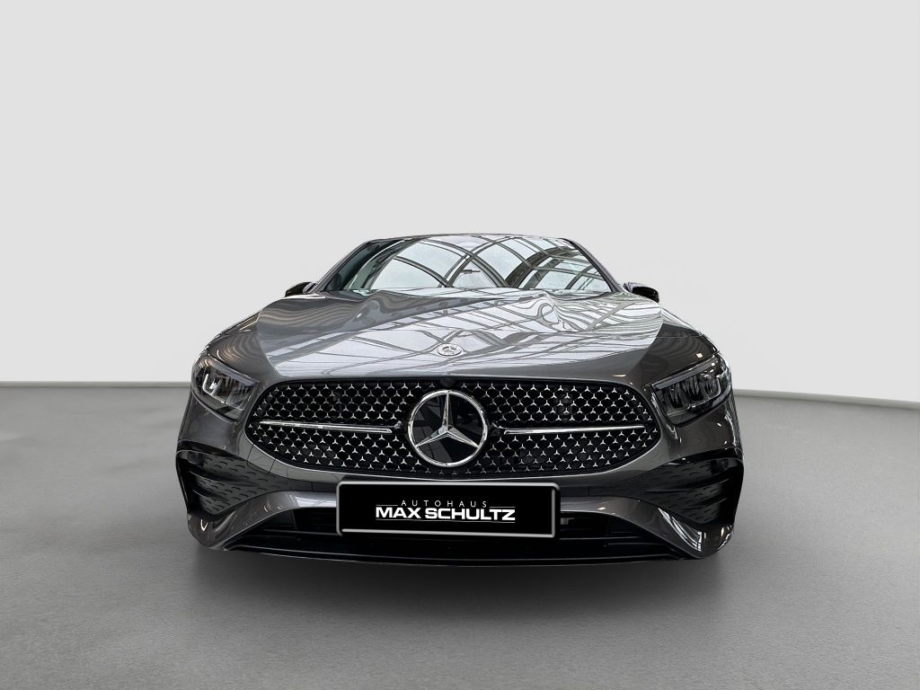 Fahrzeugabbildung Mercedes-Benz A 200 d AMG*Night*LED*SpurH*PDC*ParkAss*RFK