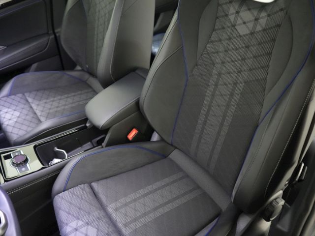 Tiguan R-LINE TSI DSG 4MOTION+AHK+MATRIX LED+NAV