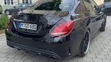 Mercedes-Benz AMG 63 Performance und Komfort in Top-Zustand  - Mercedes-Benz C 63 AMG in München