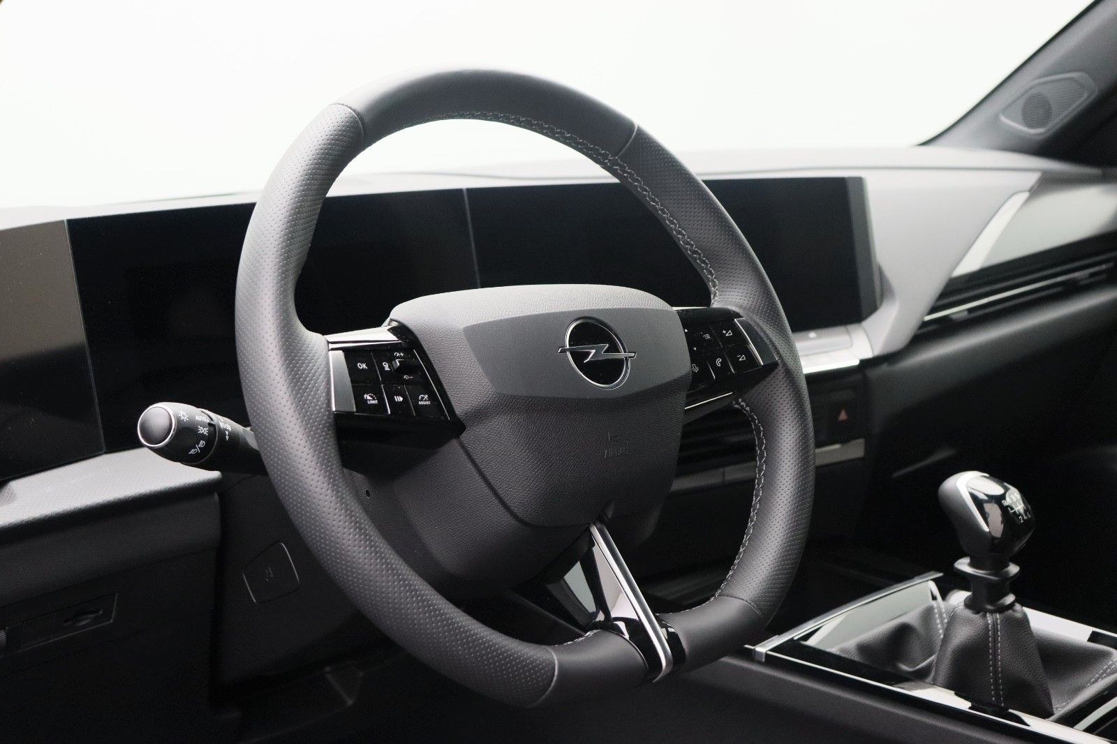 Fahrzeugabbildung Opel Astra L 1.2 GS-Line Sports Tourer