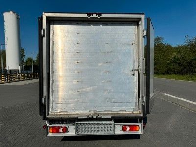 Fahrzeugabbildung Volkswagen T5 Transporter Koffer Kühlkoffer