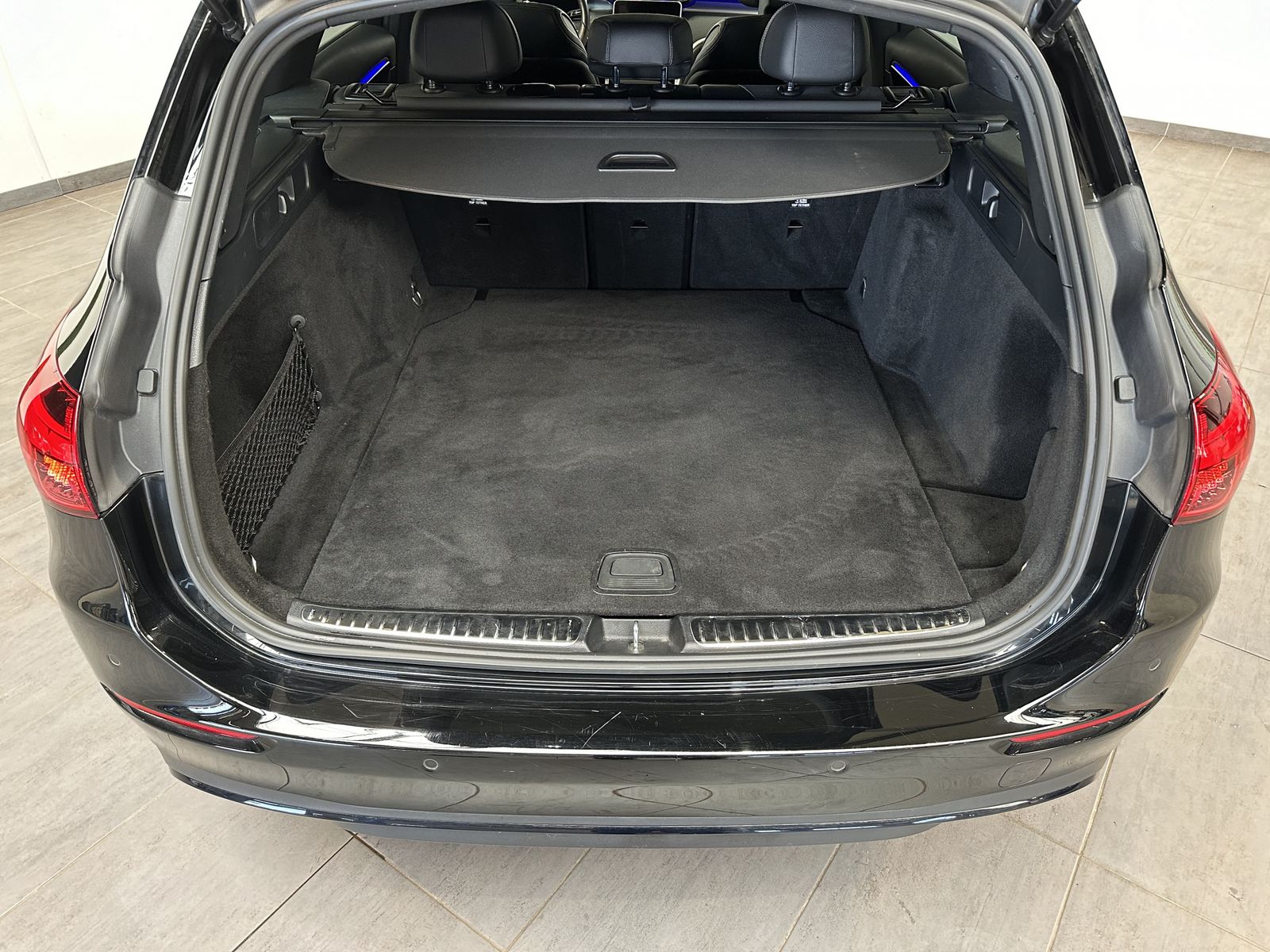 Fahrzeugabbildung Mercedes-Benz C 220d T Avantgarde NAV+LED+KAM+VCOCKPIT+CARPLAY