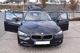 BMW 320d Touring Advantage - Leder, Pano-SD, AHK uvm - BMW 320 mit Diesel-Antrieb: Kombi, Schaltgetriebe