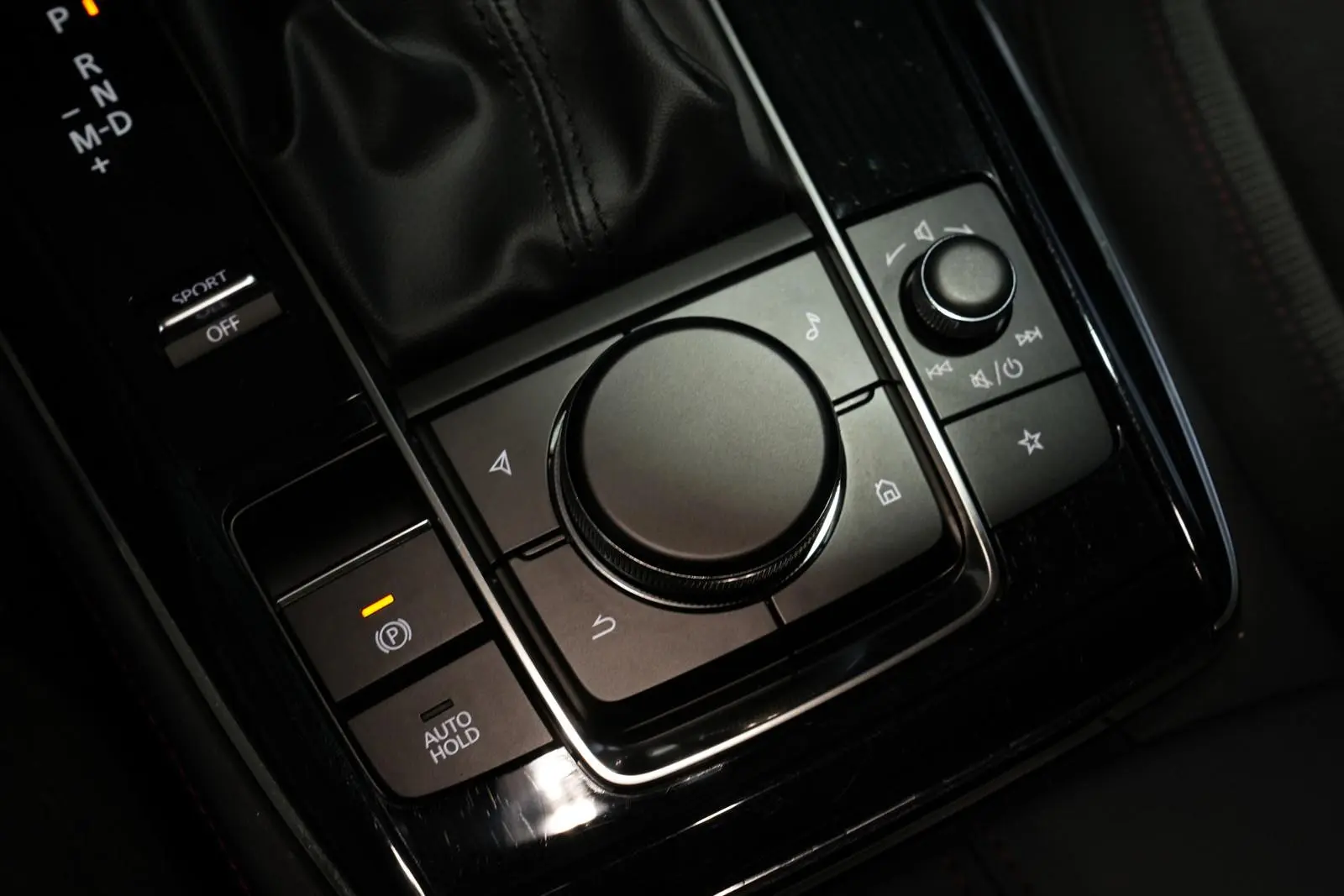 Mazda CX-30 Homura 2WD *AUT*NAV*LED*HEAD-UP*AHK*