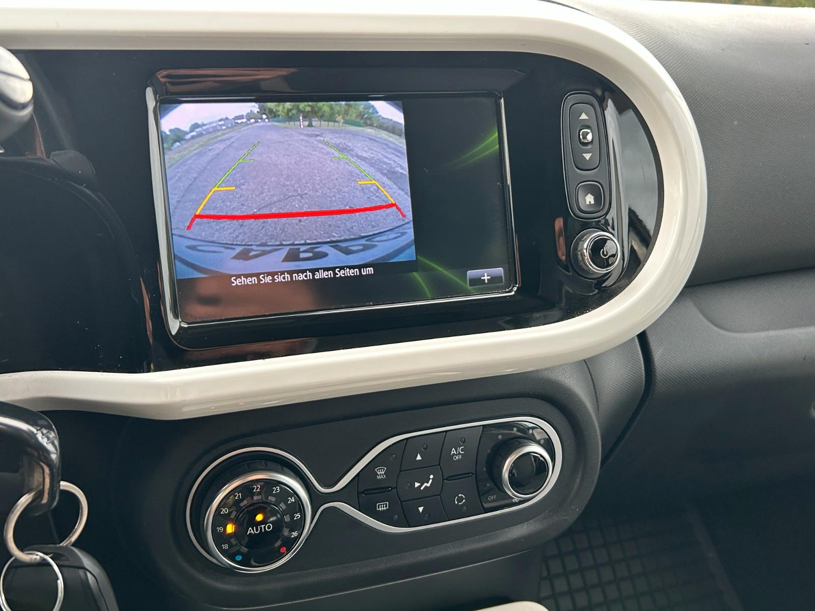 Renault Twingo Intens TCe 90 Klimaauto. Navi PDC Kamera