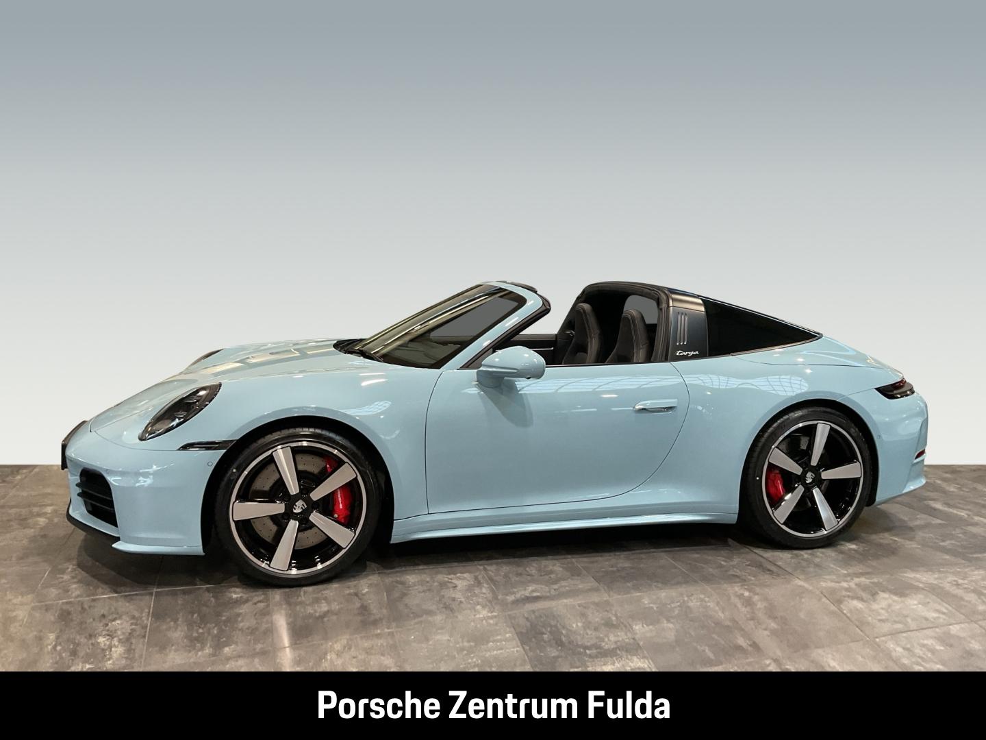 Porsche 992 911 Targa 4S Liftsystem-VA Sportabgas BOSE