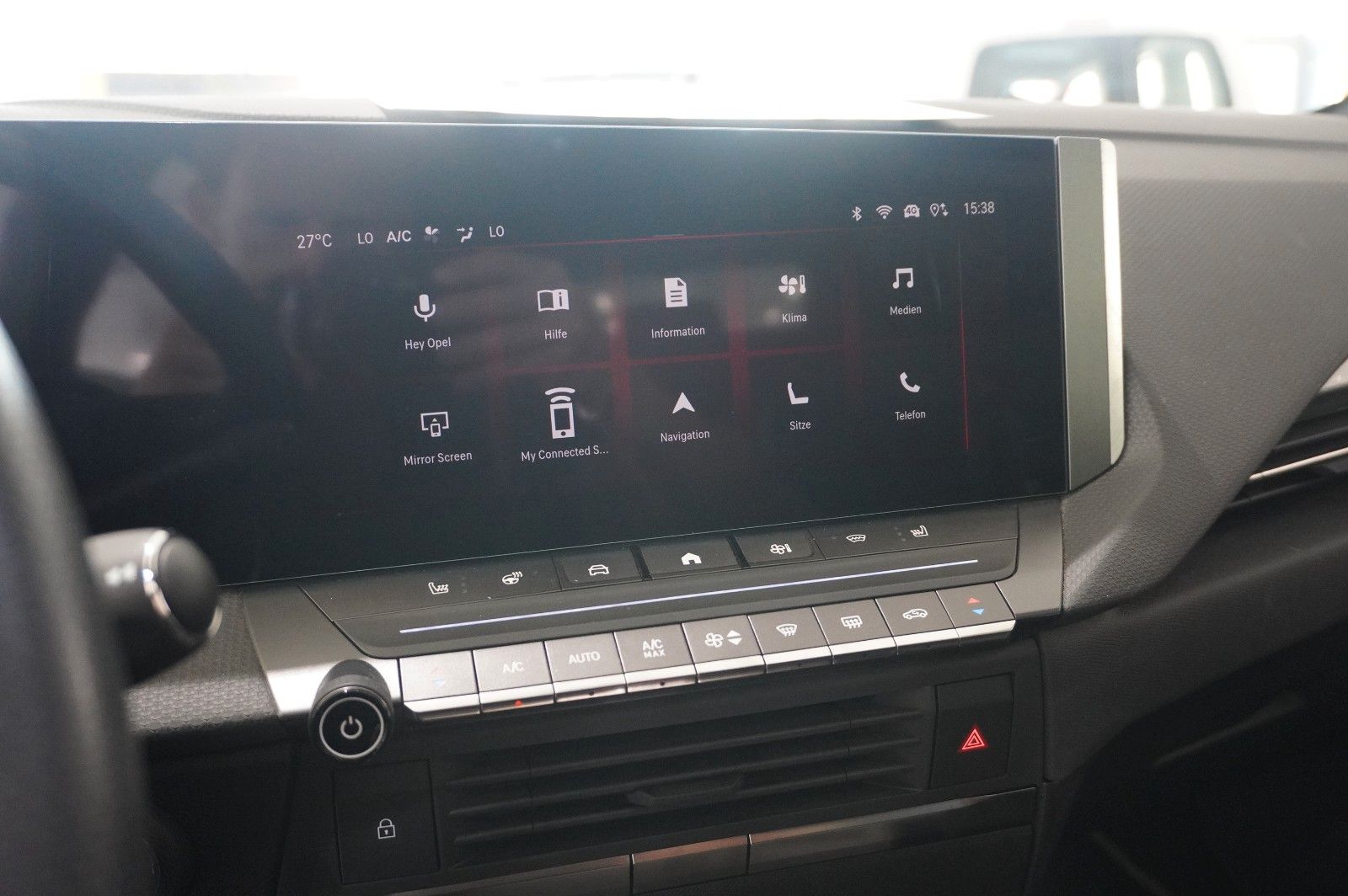 Fahrzeugabbildung Opel Astra L Lim. 1.6 HYBRID ULTIMATE NAVI/360°/PANO.