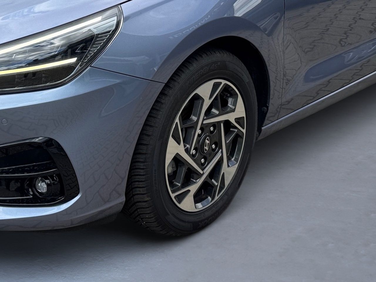 Fahrzeugabbildung Hyundai i30 PRIME KAM*LED*NAVI*SHZ*LHZ*PDC*CARPL*2Z-KLIM