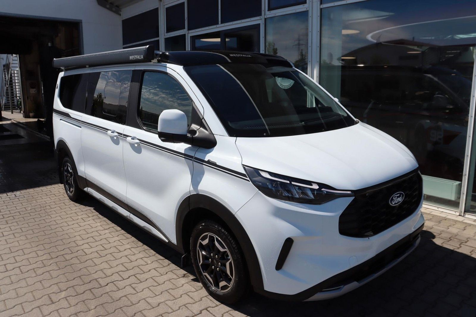Ford Camper NUGGET 40 Jahre EDITION 320/L2 0,99%* FIN imagem 2