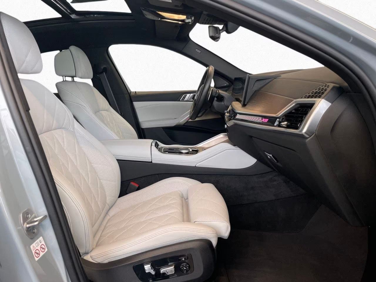 Fahrzeugabbildung BMW X6 30 d xDrive M Sport