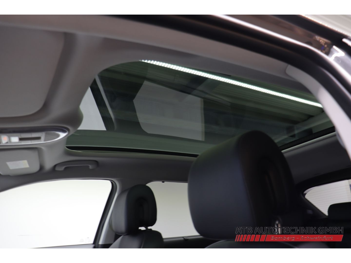 Fahrzeugabbildung Hyundai IONIQ 5 MY26 84 kWh 229 PS UNIQ Pano.-Glasdach,