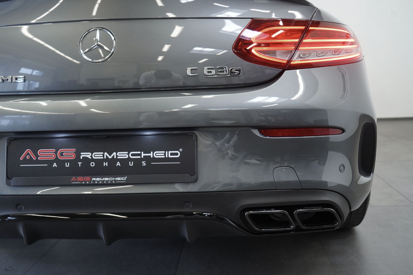 Mercedes Benz C 63 Amg