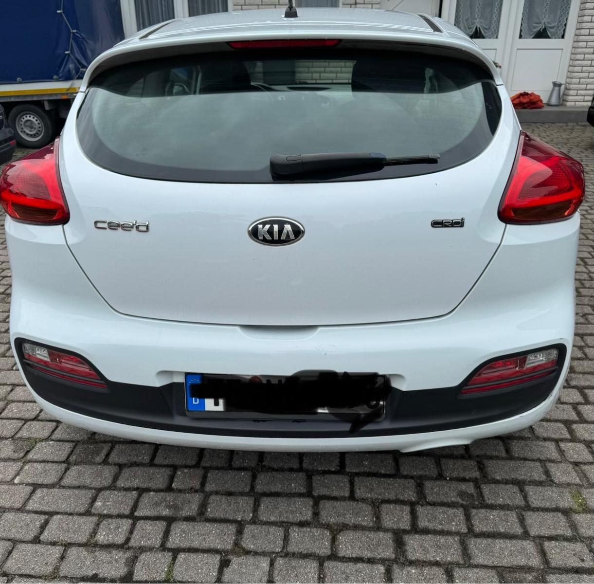 Kia pro_cee'd / ProCeed 1.6 CRDi 128 Vision pro_...
