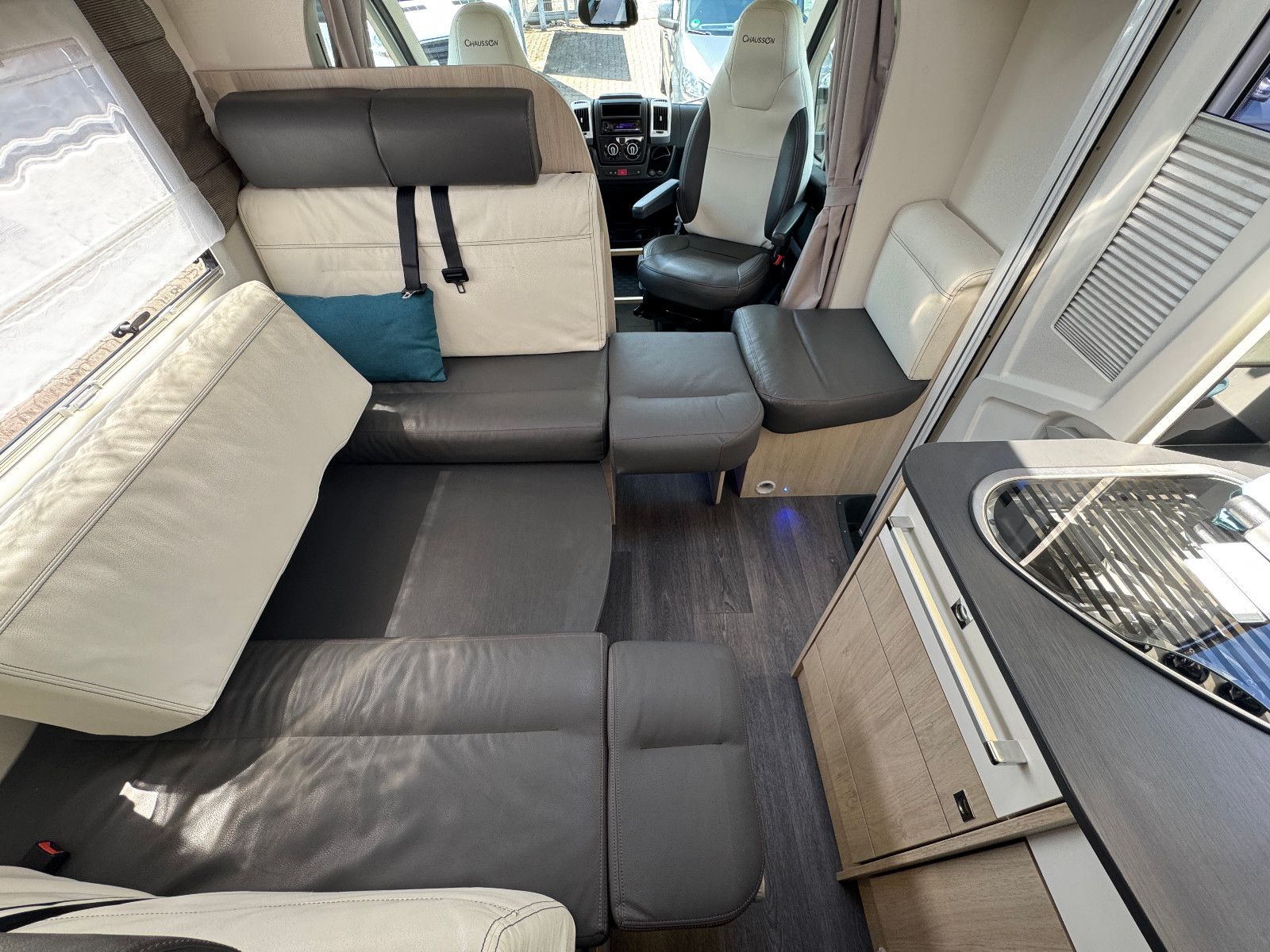 Fahrzeugabbildung Chausson Alkoven C714 GA VIP M20 FIAT DUCATO MAXI SOLAR