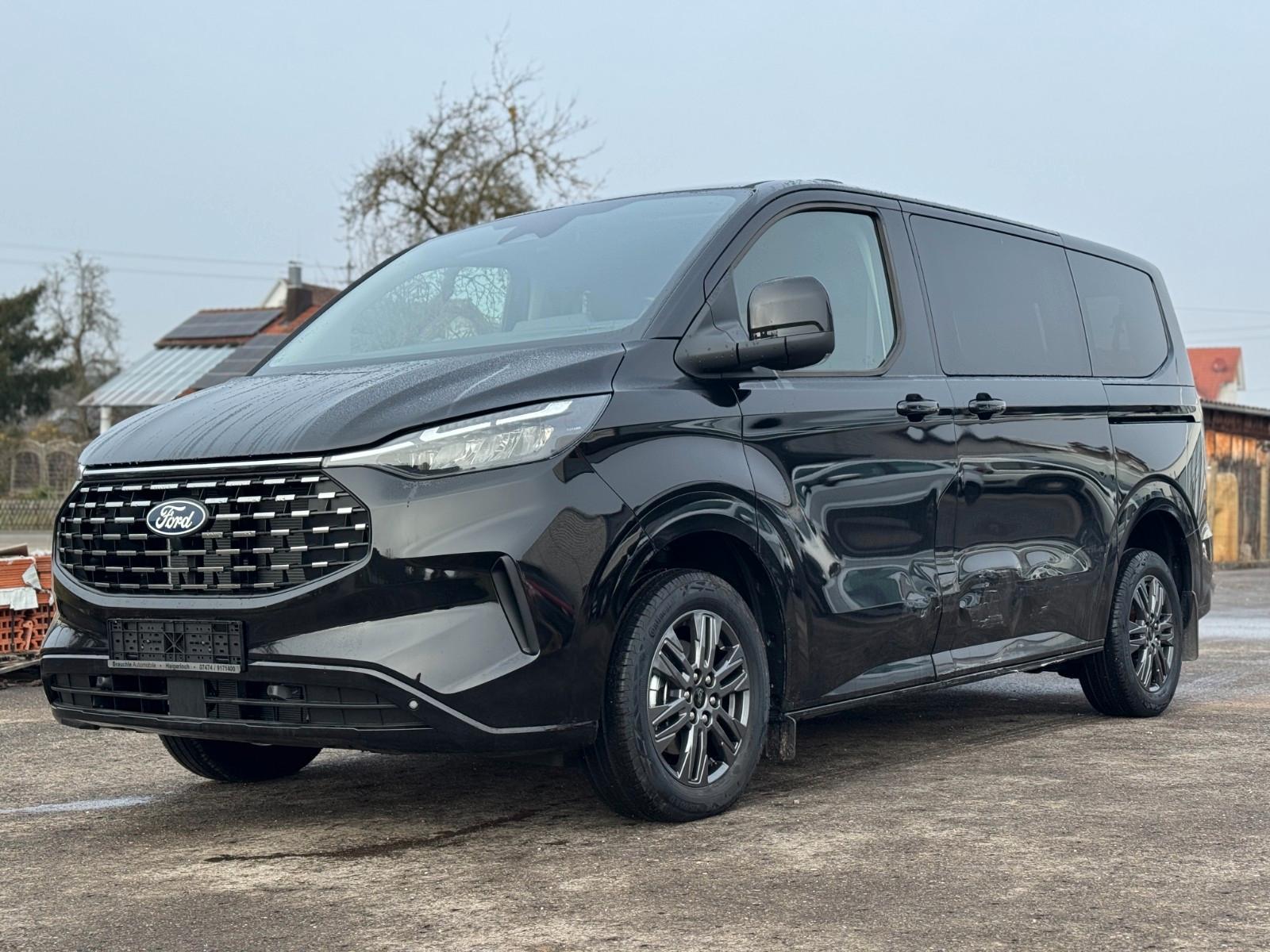 Ford Tourneo Custom L1 Titanium | Transportschaden