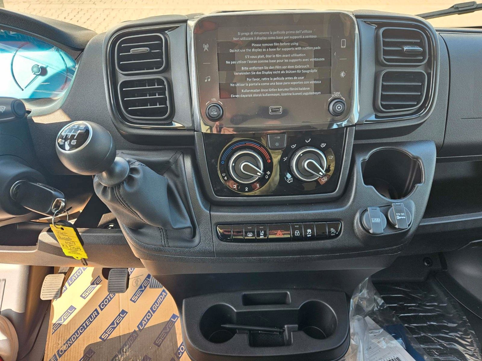 Fahrzeugabbildung Fiat Ducato Doka. 35 L4 140 Multijet