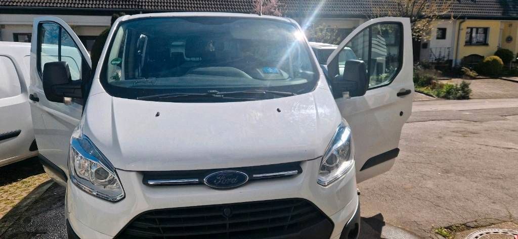 Image of Ford Transit Custom