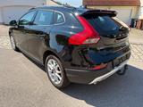 Volvo V40 Cross Country T3 -Momentum Pro - schwarze Volvo V40 Cross Country