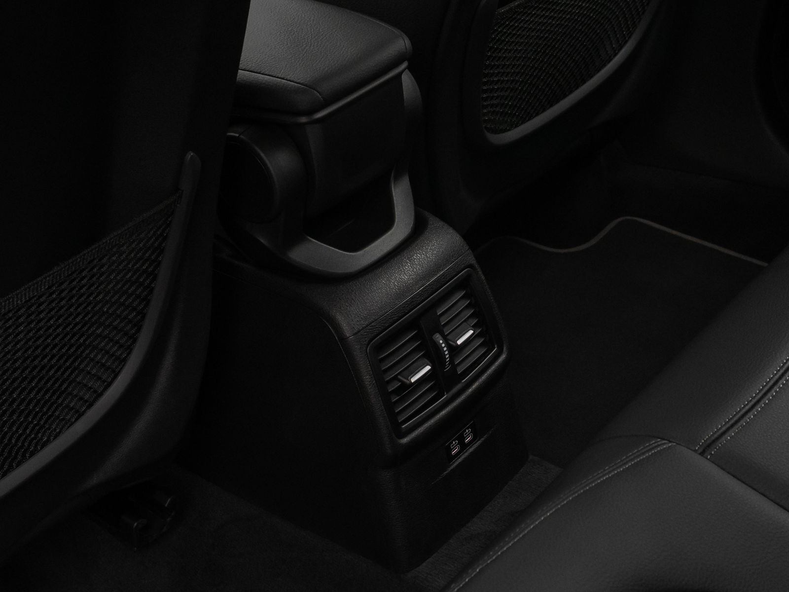 Fahrzeugabbildung BMW X1 xD25e Sport Line Kamera DAB Geschwindigkeitsr