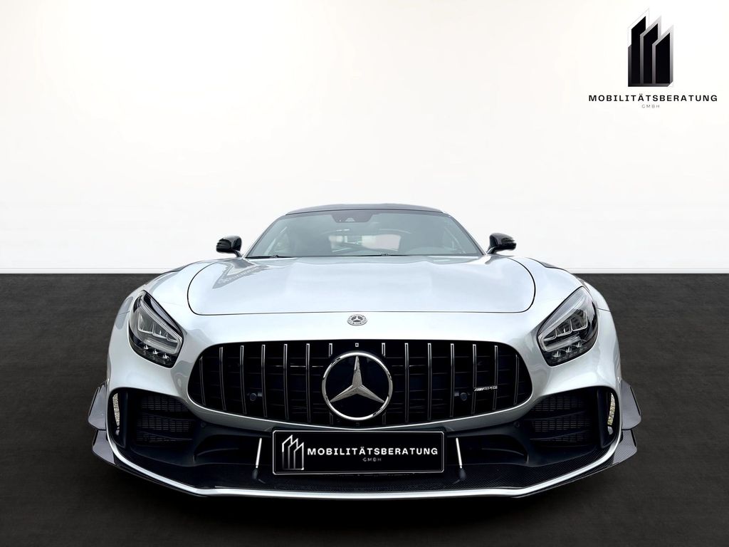 Mercedes-Benz AMG GT R
