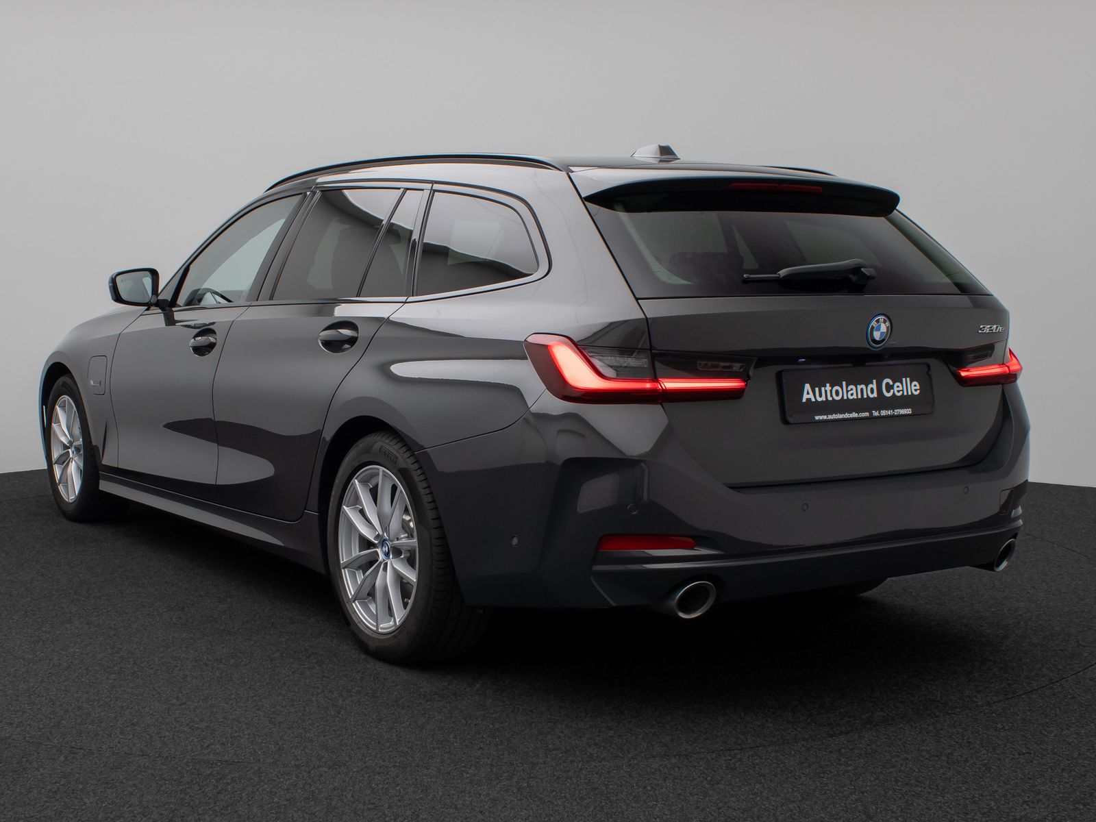 Fahrzeugabbildung BMW 320e 360°DAB MDach Leder ACC Komfort Alarm Sport