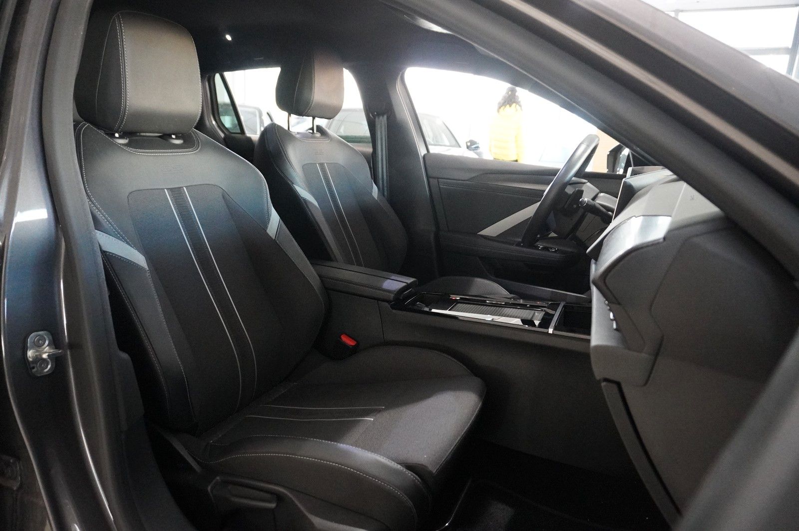 Fahrzeugabbildung Opel Astra L ST 1.5D GS LINE NAVI/LED/360°/SH/DAB/AHK